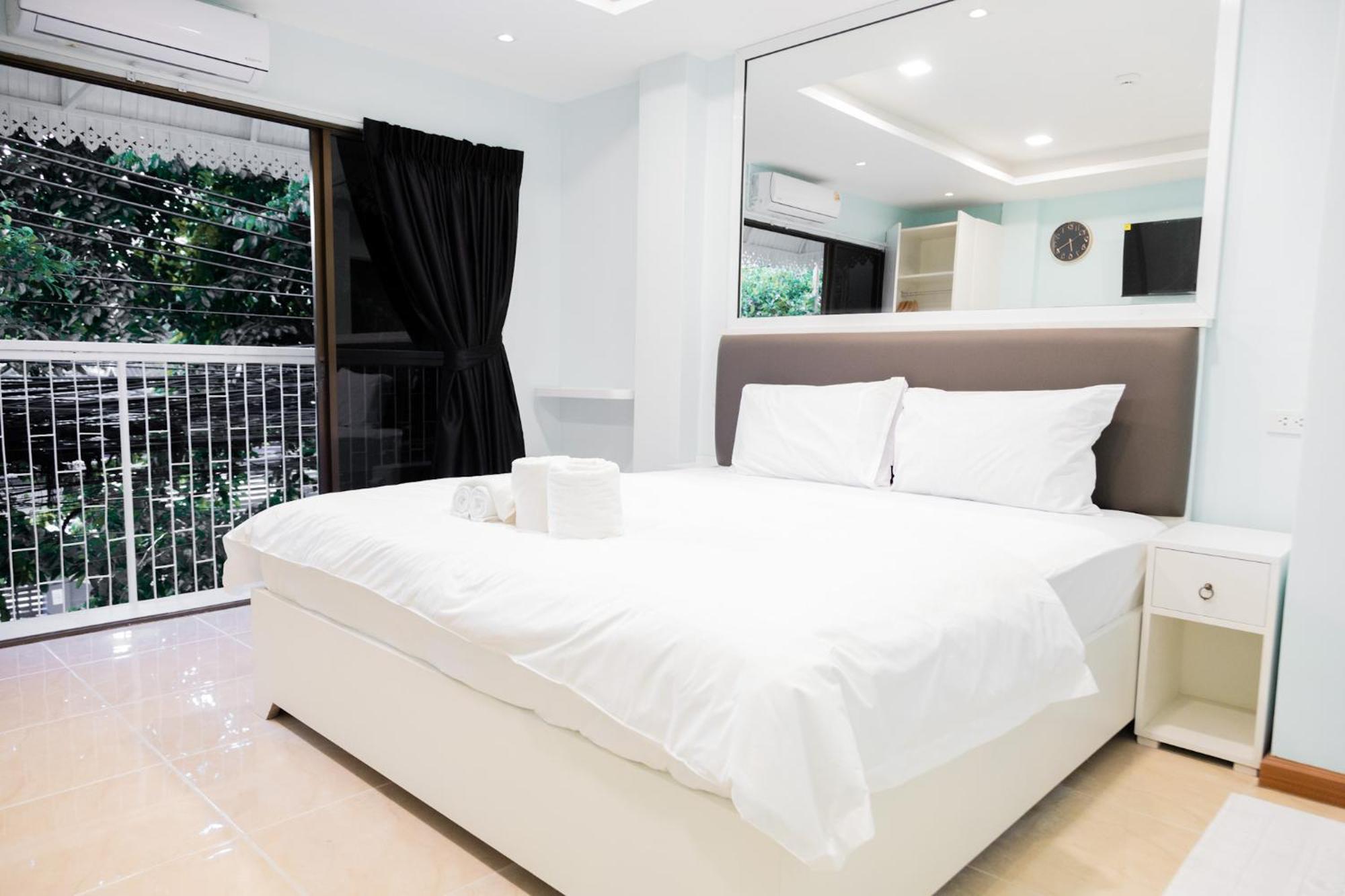 Cozy Stay Inn Bangkok Exterior foto